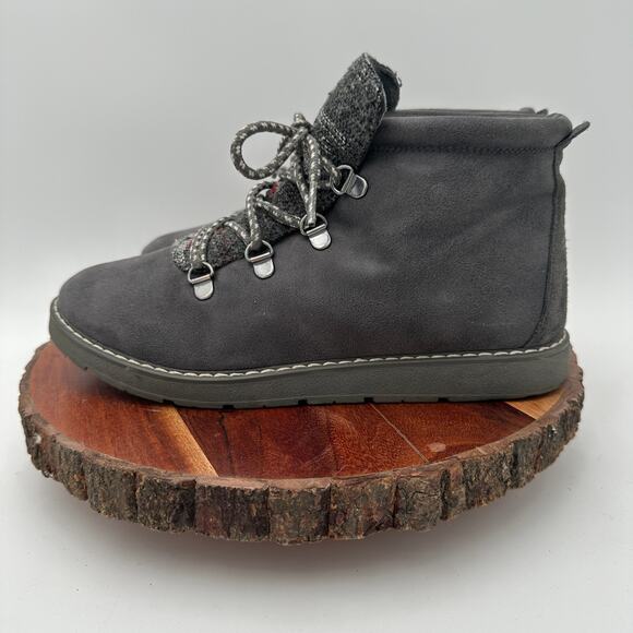 Skechers Bobs Alpine Faux Suede Ankle Boots Gray Size 8 Memory Foam Gorpcore EUC - Picture 3 of 7